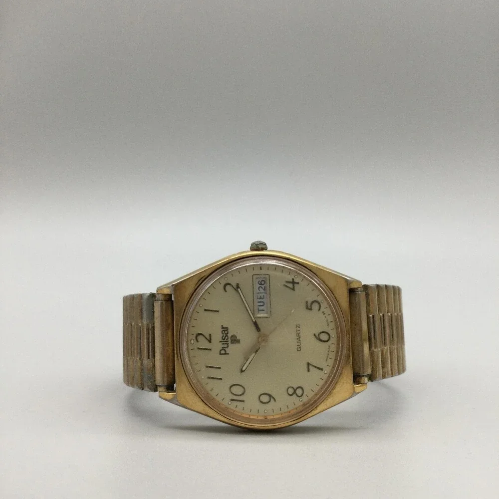 Vintage Pulsar Y418-8009 Mens Watch 34mm Cream Dial Gold Day Date Not Running